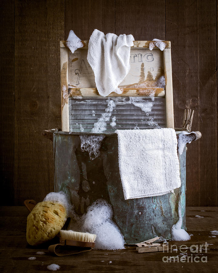 Old Wash Tub Photograph by Edward Fielding