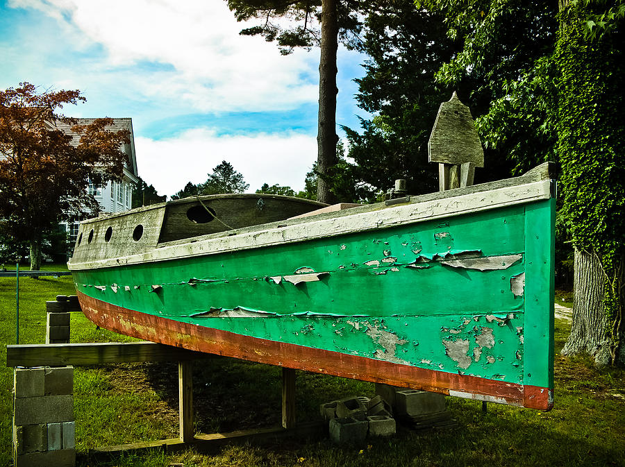 Boat Photograph - Old Wooden Boat by Colleen Kammerer