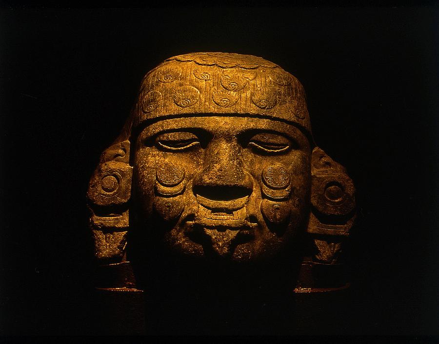 Pre-columbian Photograph - Olmeca Head by Guillermo Rodriguez
