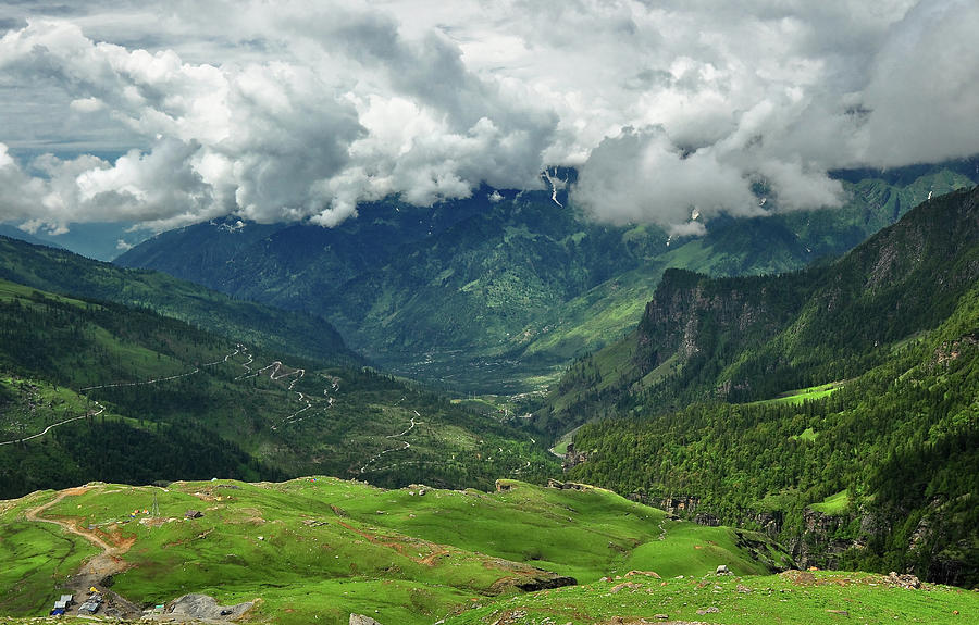 On The Way To Rohtang Pass, India Photograph by Shakyasom Majumder