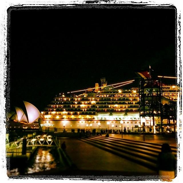 Sydney Photograph - Opera housecruiseship A New Hybrid by Paul Telling