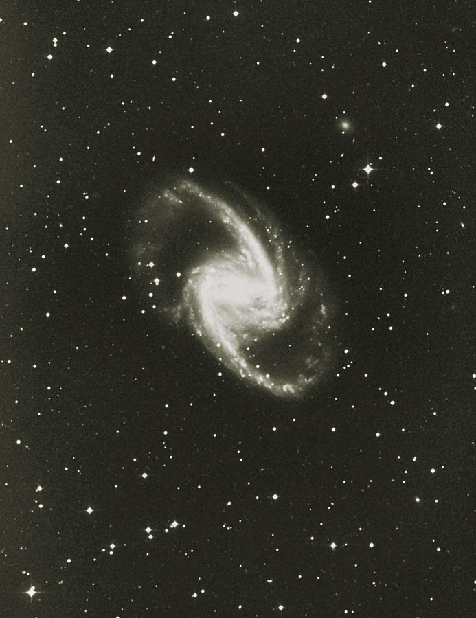 Optical Image Of Seyfert Galaxy Ngc 1365 Photograph by Royal Observatory, Edinburgh/science Photo Library