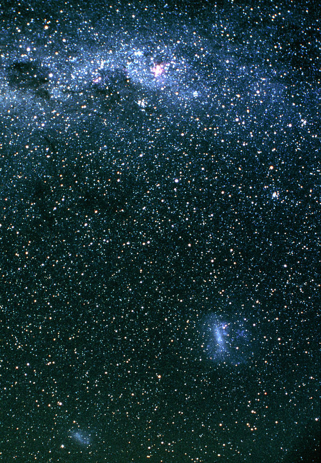 Supernova 1987a Photograph - Optical Phot Of Supernova Sn 1987a In The Lmc by Robert H. Mcnaught/science Photo Library