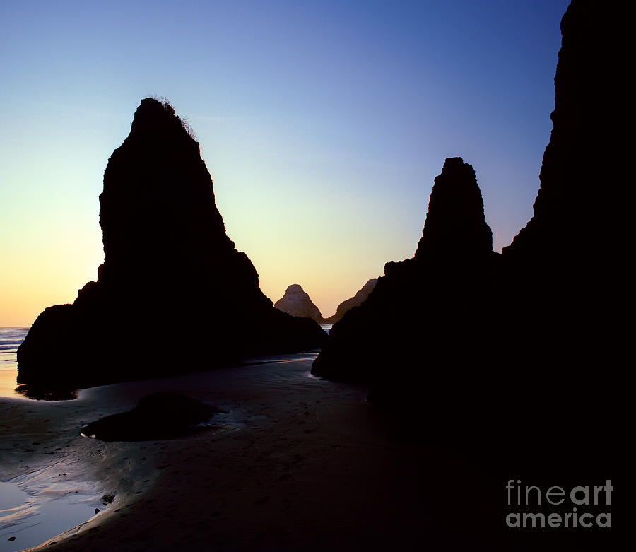 Oregon - Devils Elbow At Sunset Photograph by Terry Elniski