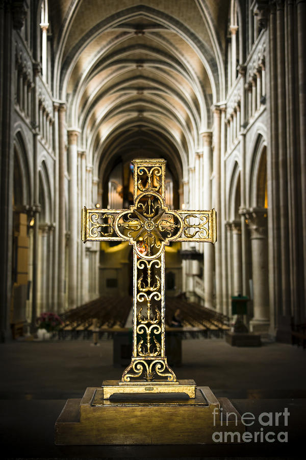 Architecture Photograph - Ornate crucifix in cathedral by Oscar Gutierrez