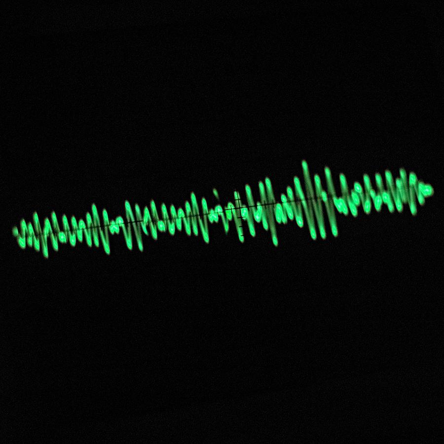 Oscilloscope Screen Photograph by Science Photo Library