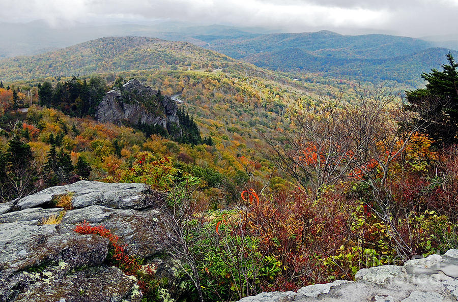 North Carolina Mountains Photograph - Overlook From Grandfather Mountain by Lydia Holly