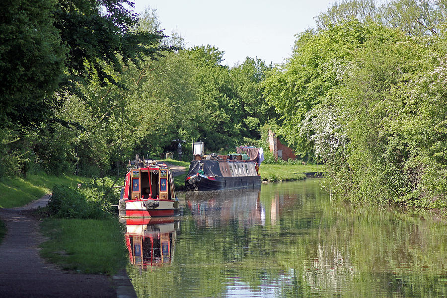 Oxford Canal Houseboats Photograph by Tony Murtagh