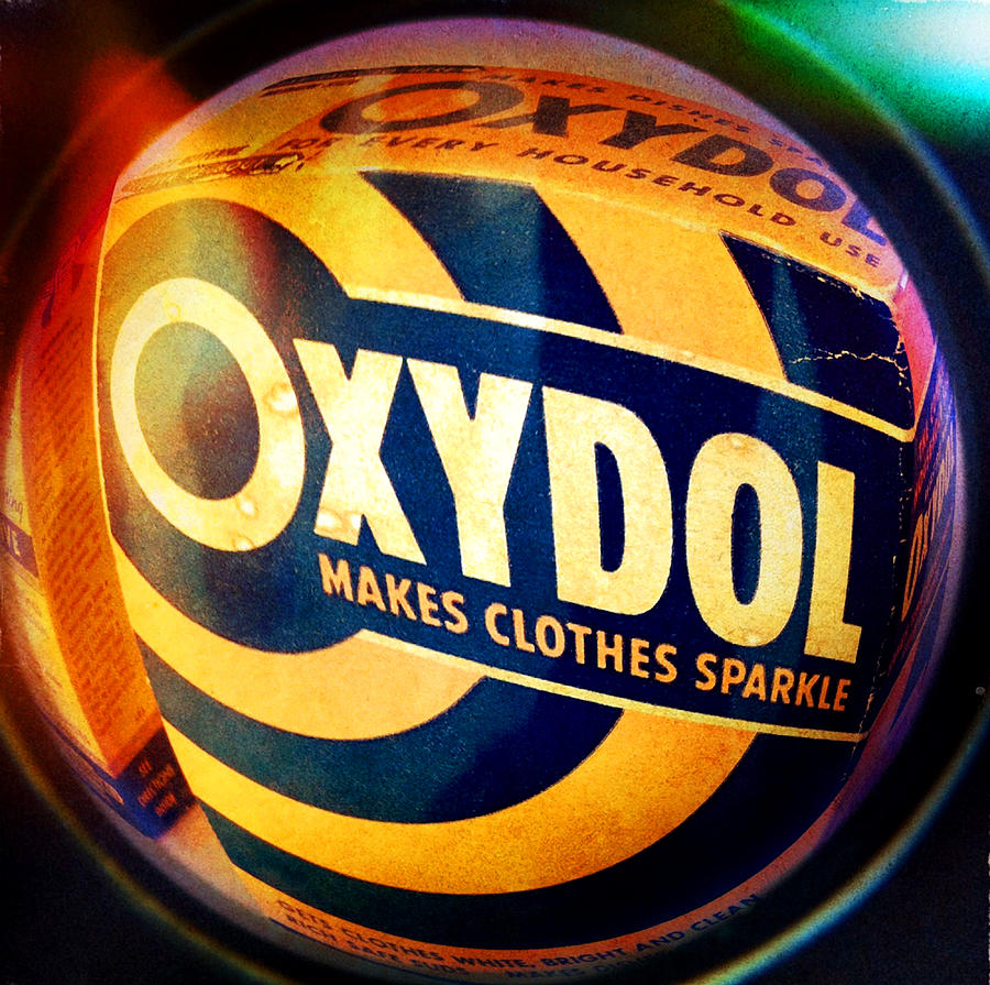 Oxydol Makes Clothes Sparkle Photograph by Garry McMichael