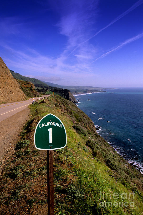 Mountain Photograph - Pacific Coast Highway by Bill Bachmann