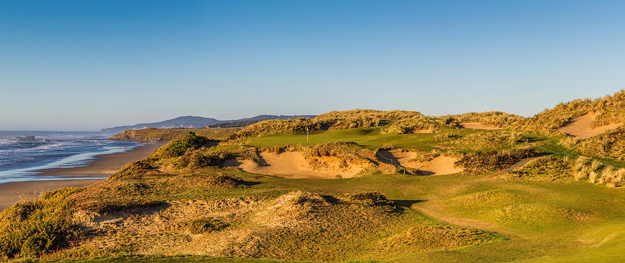 Golf Photograph - Pacific Dunes Hole 11 by Mike Centioli