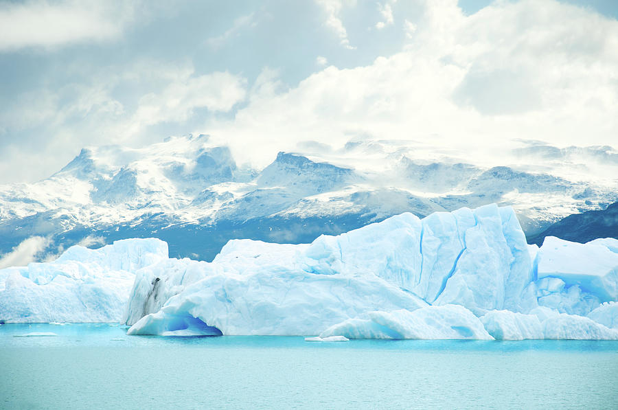 Paisaje Glaciar Photograph by Jonatan Martin