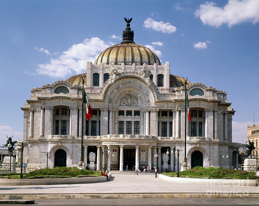 Palacio Des Bellas Artes, Mexico City Photograph by Rafael Macia