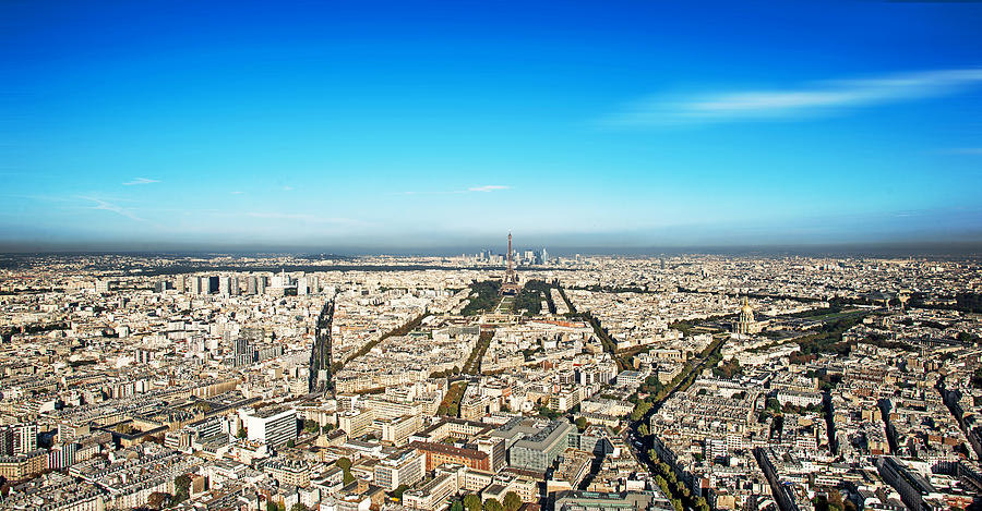Paris Photograph - Paris cityscape by Ivan Vukelic
