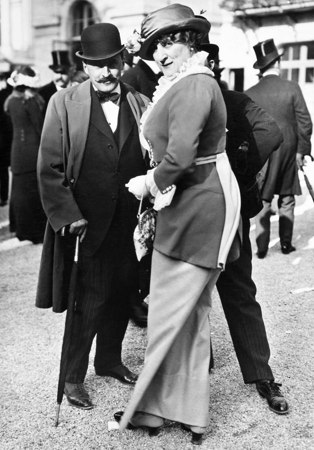 Paris Couple, C1900 Photograph by Granger - Pixels