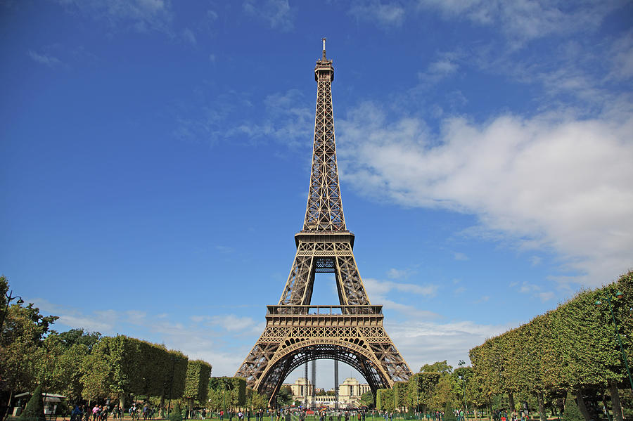 Paris, Eiffel Tower Photograph by Hiroshi Higuchi