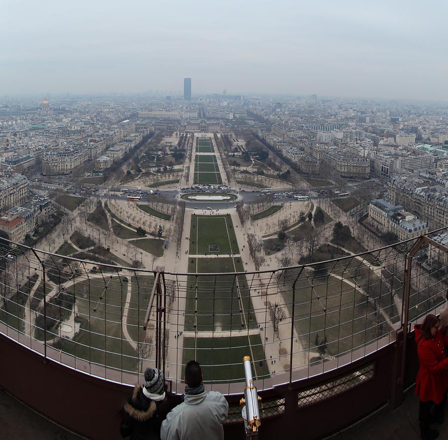 Paris France - Eiffel Tower - 01132 Photograph by DC Photographer