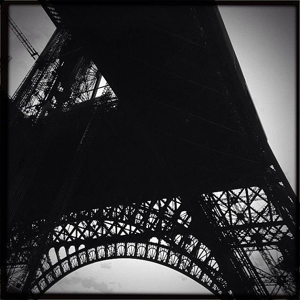 Paris Photograph - Paris In Black And White Pt 7. #paris by Luca Ferretti