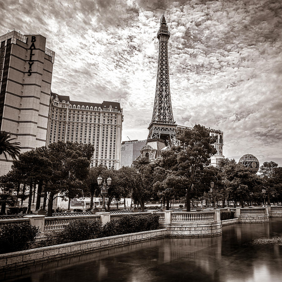 Paris Las Vegas Photograph by Chris Bordeleau