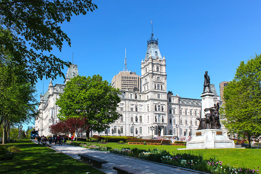 Parliament Building in Old Quebec Photograph by Carlos Diaz
