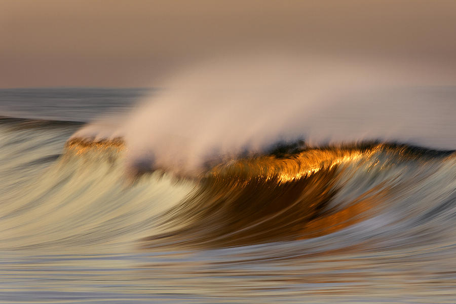 Pastel Gold Wave  MG9082 Photograph by David Orias