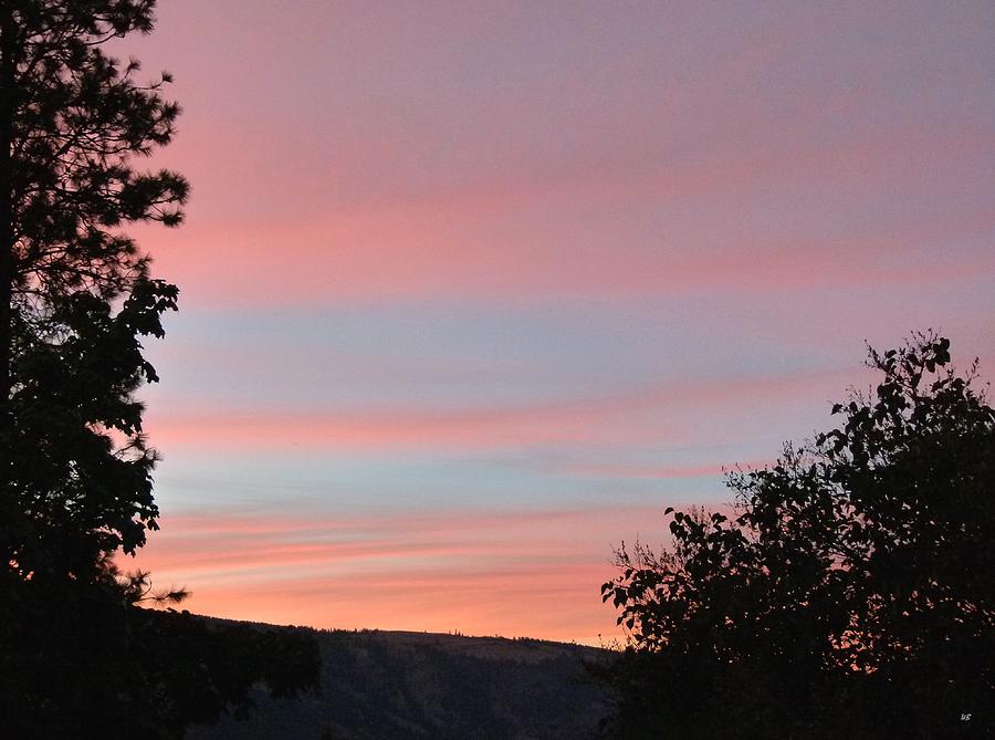 Pastel Okanagan Sunset Photograph
