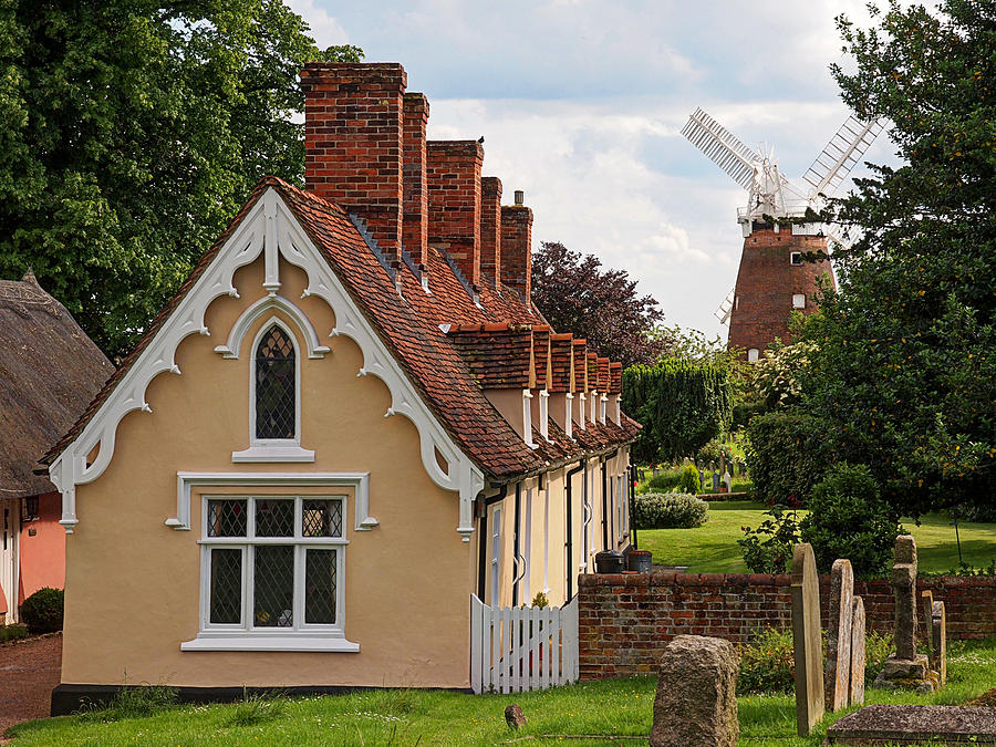 Pastoral Scene - Thaxted Almshouses Photograph by Gill Billington