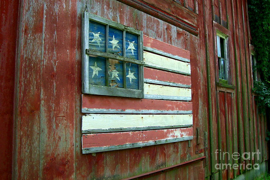 Barn Photograph - Patriot Barn by Laurie Eve Loftin