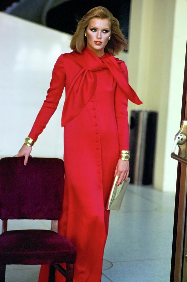 Patti Hansen Wearing A Red Dress Photograph by Arthur Elgort - Fine Art ...