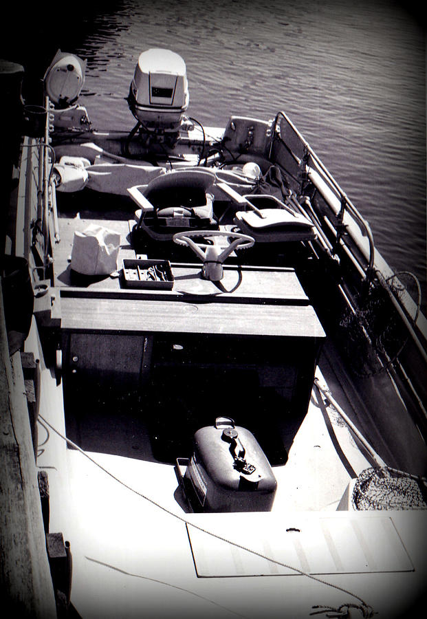 Black And White Photograph - PawPaws Boat by Sheri McLeroy