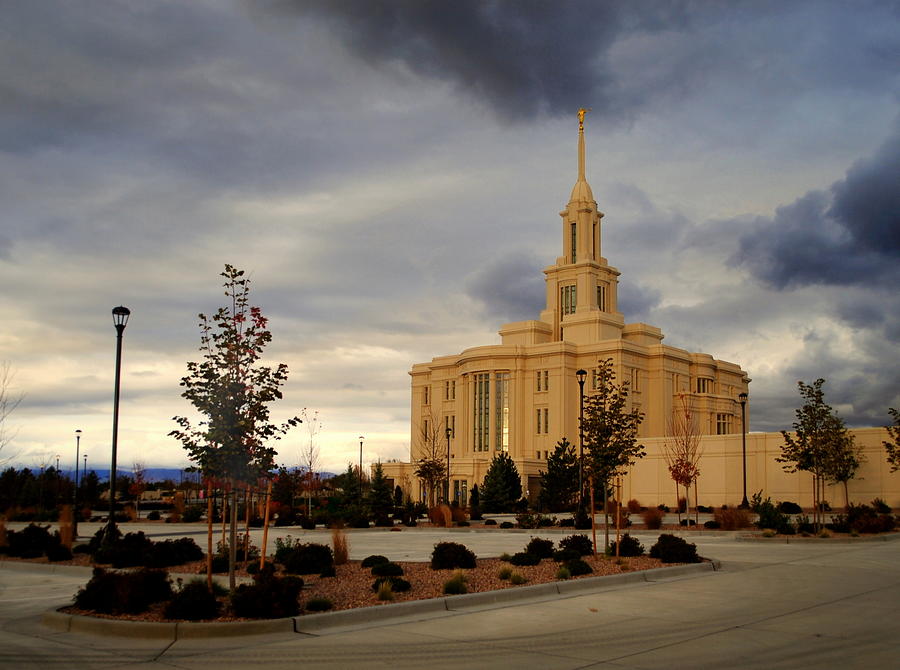 Payson Utah LDS Temple Photograph by Nathan Abbott