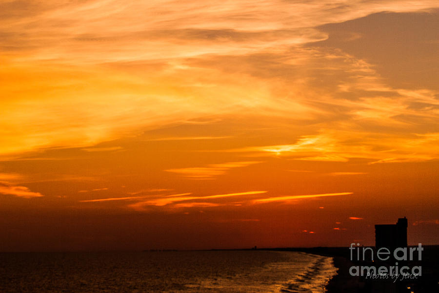 Sunset Digital Art - Peaceful Skies by Jinx Farmer