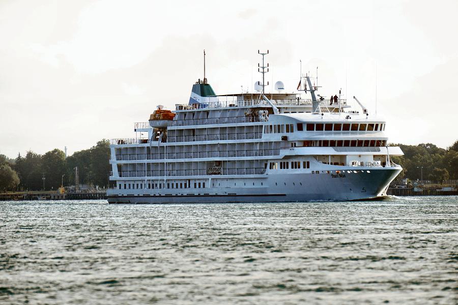 Pearl Mist Cruise Liner Photograph by J R Sanders - Fine Art America