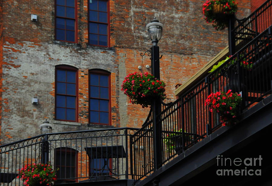 Buffalo Photograph - Pearl Street Grill by Kathleen Struckle