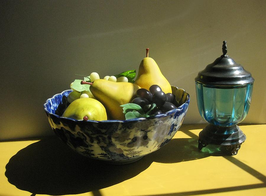 Pears In a Bowl Photograph by Carolyn Jacob