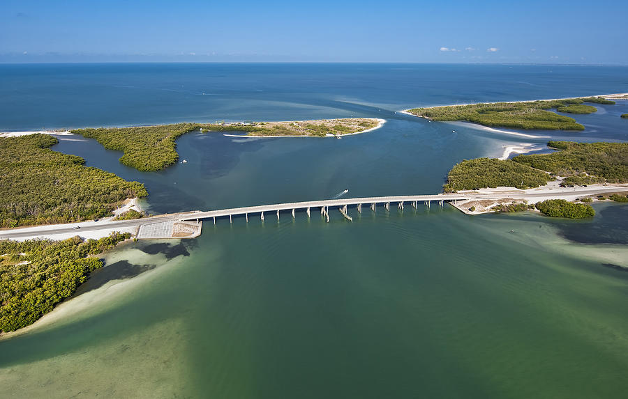 Discover Pelican Landing Beach Park: A Hidden Gem for Travelers