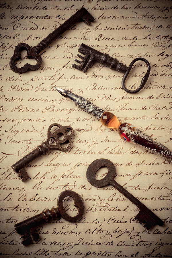 Pen with keys Photograph by Garry Gay