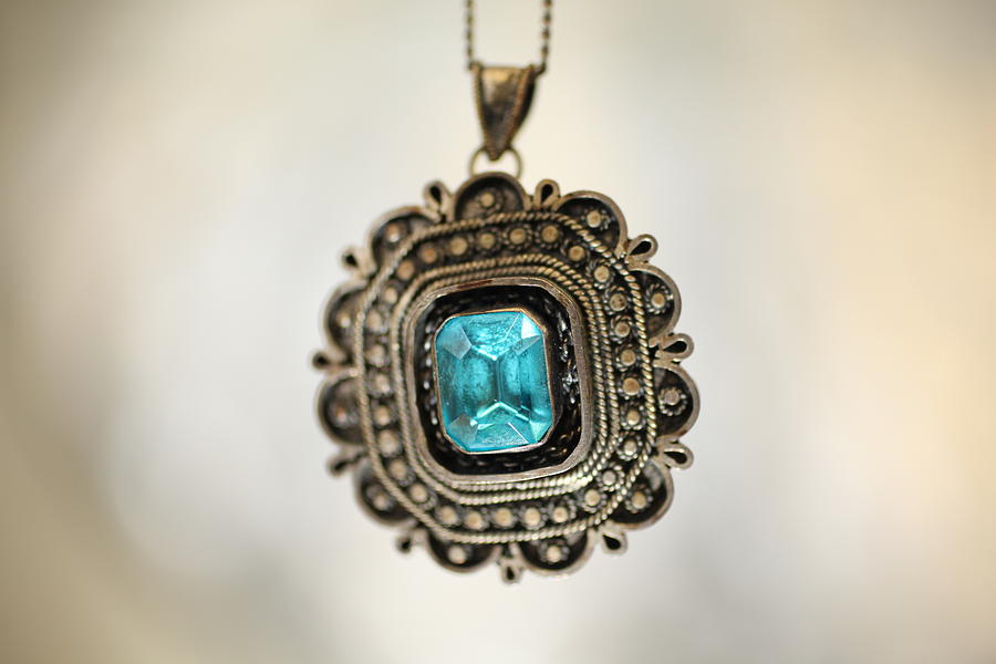 Pendant Jewelry by Mason Resnick