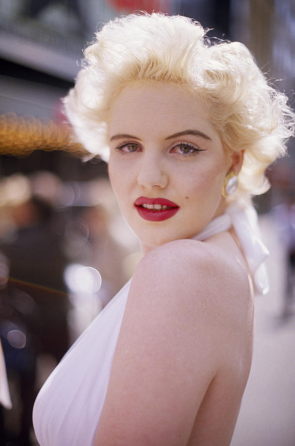 Beauty Of Marilyn Monroe Photograph by Shaun Higson