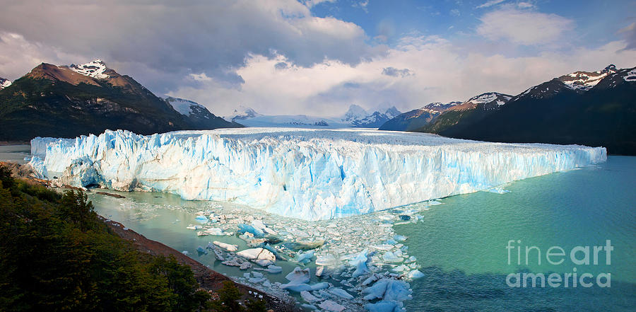 Perito Moreno Glacier Photograph by JR Photography