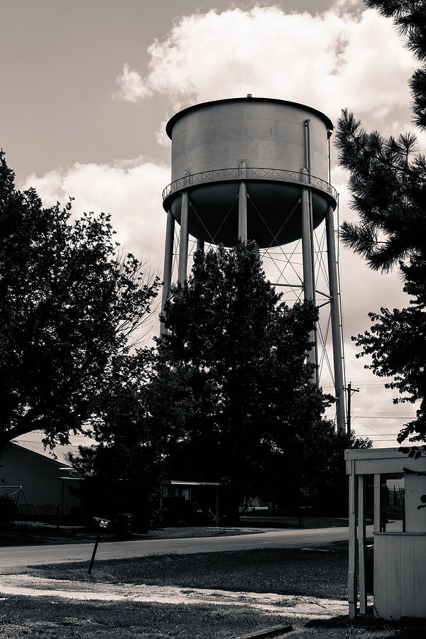 Black And White Photograph - Perry Water Tower  by Hillis Creative