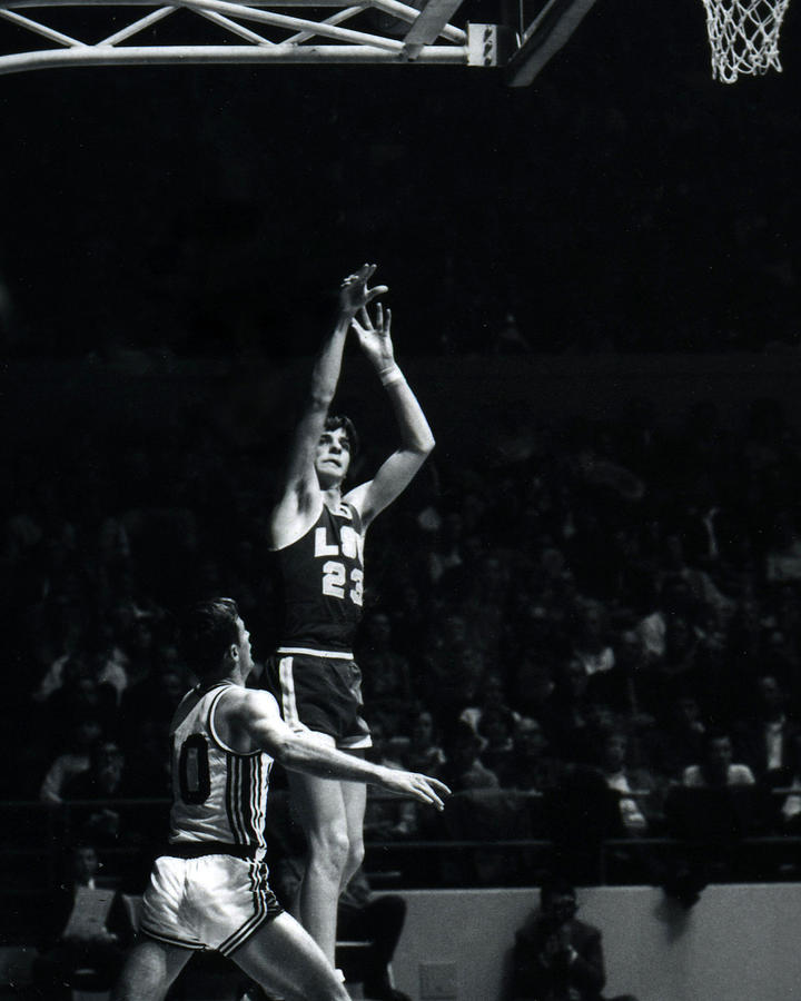 Pete Maravich Photograph - Pete Maravich Shooting From Distance by Retro Images Archive