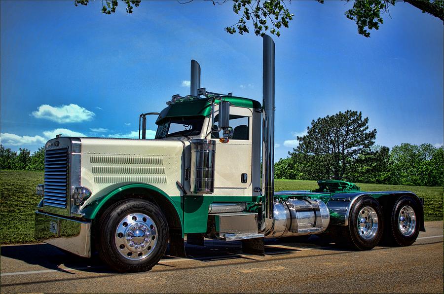 Peterbilt Day Cab Semi Truck Photograph by Tim McCullough