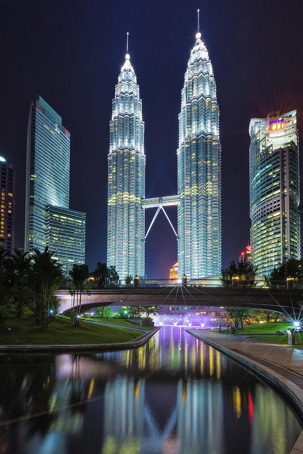 Petronas Towers, Kuala Lumpur - Park Photograph by Daniel Osterkamp