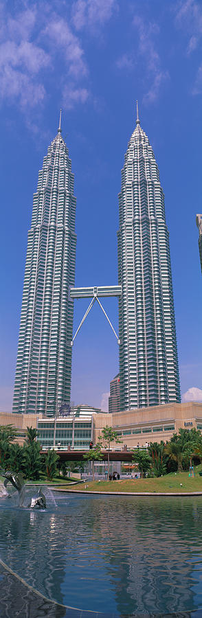 Petronas Twin Towers, Kuala Lumpur Photograph by Panoramic Images ...