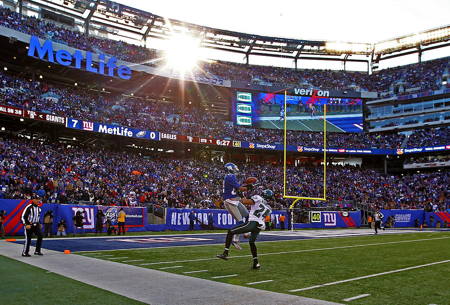 Philadelphia Eagles v New York Giants Photograph by Al Bello