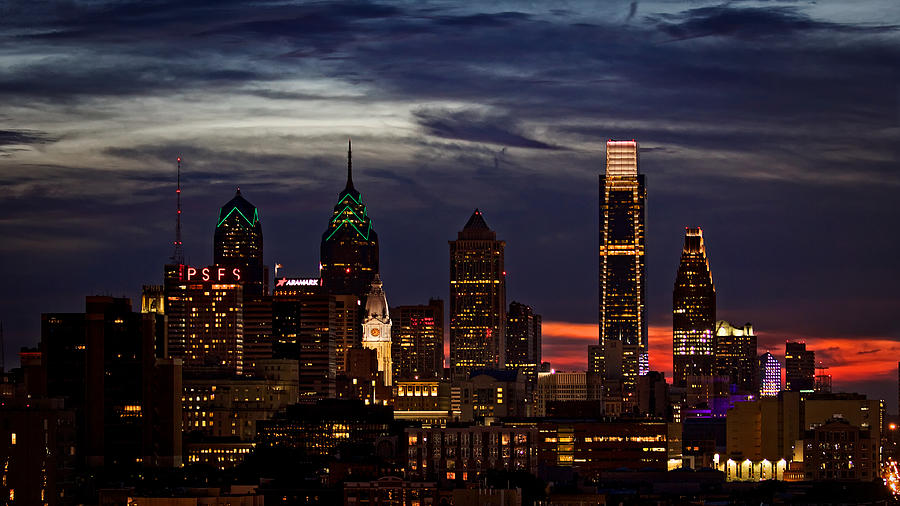 Philadelphia Photograph - Philadelphia Skyline by Carlos Rivera