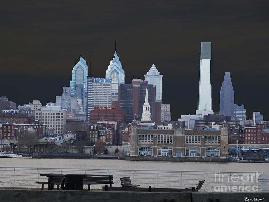 Abstract Photograph - Philadelphia Skyline by Lyric Lucas