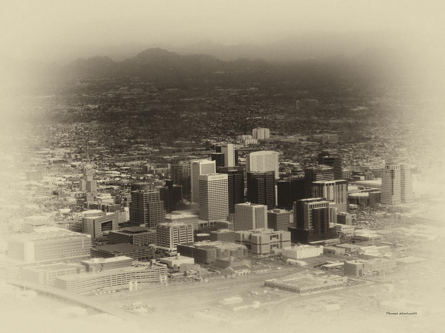 Phoenix Az Downtown 2014 Heirloom Photograph By Thomas Woolworth - Fine 