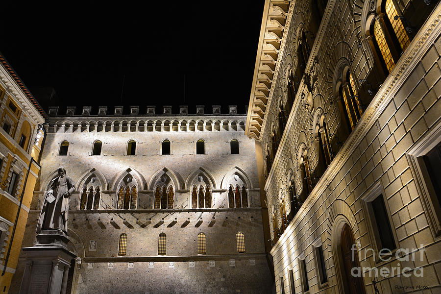 Piazza and Palazzo Salimbeni in Siena Photograph by Ramona Matei